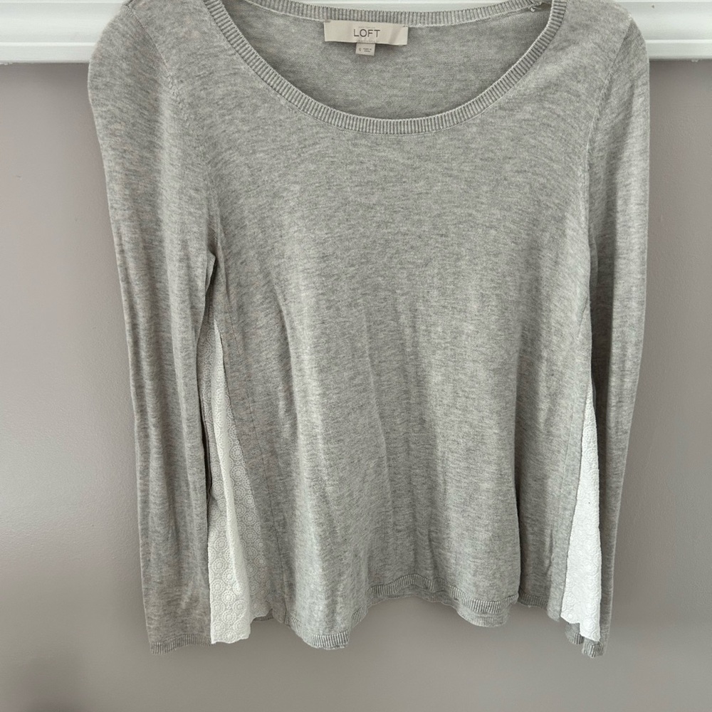 LOFT Light Gray Long Sleeve Top